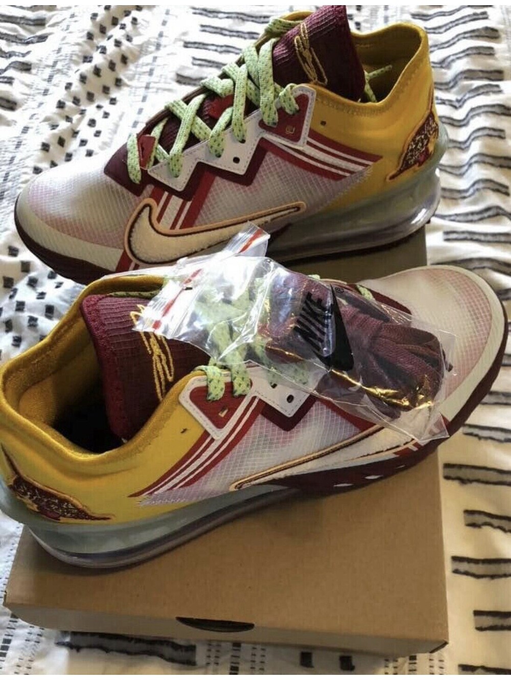 Size 8.5 - Nike Mimi Plange x LeBron 18 Low Higher Learning